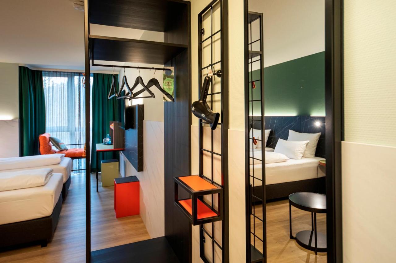 Achat Hotel Stuttgart Airport Messe Exteriör bild