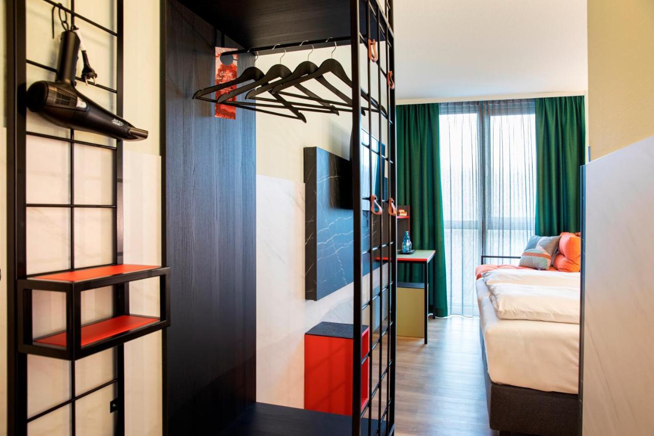 Achat Hotel Stuttgart Airport Messe Exteriör bild
